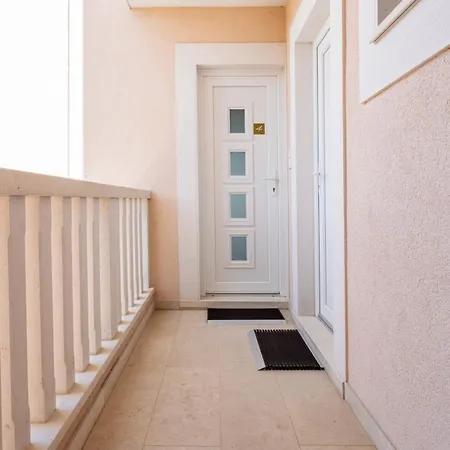 Keti Apartment *