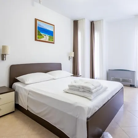 Appartement Keti Splitska